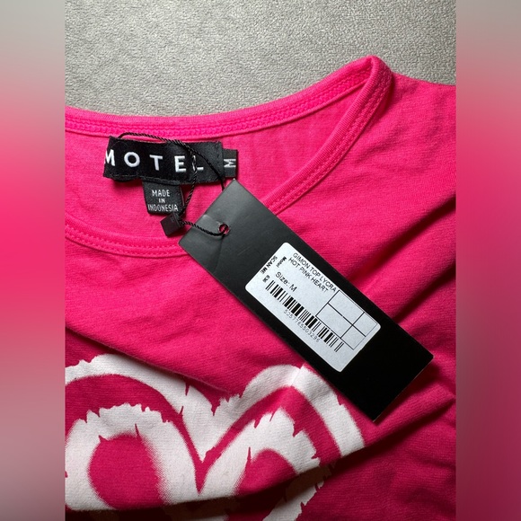 ✨🆕 Dolls Kill Motel Rocks Medium Gimon Crop Top In Hot Pink Heart - Picture 5 of 6